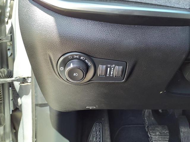 Photo of 2024 Gray Jeep Compass