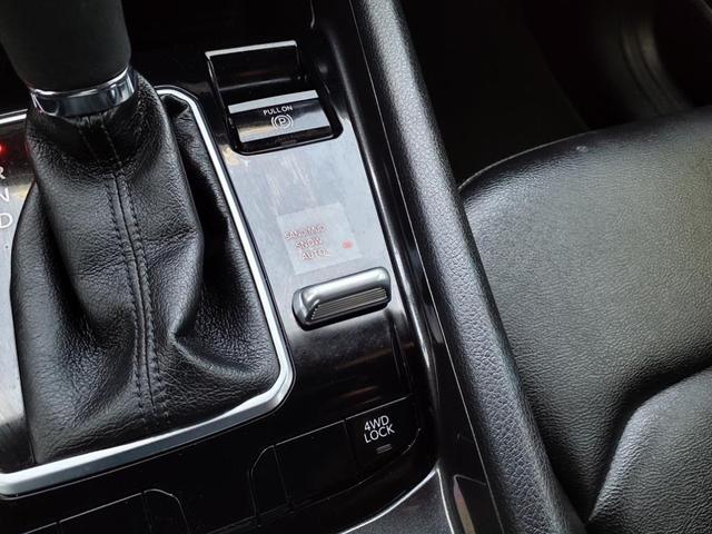 Photo of 2024 Gray Jeep Compass
