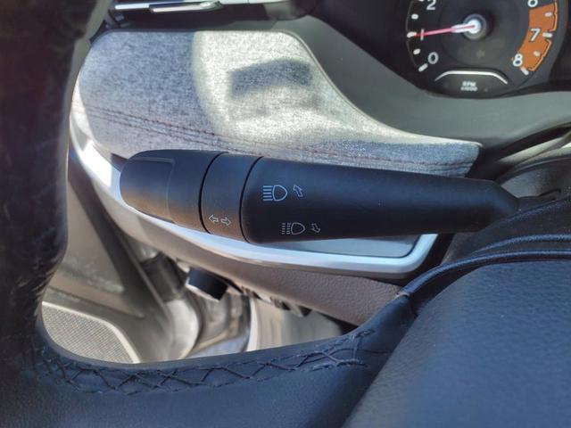 Photo of 2024 Gray Jeep Compass