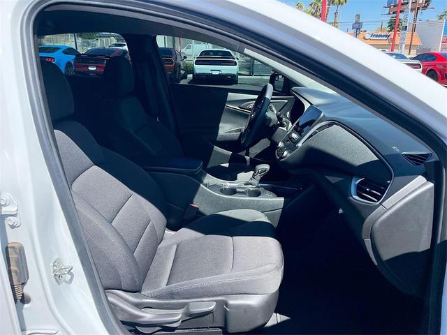 Photo of 2023 Summit White Chevrolet Malibu