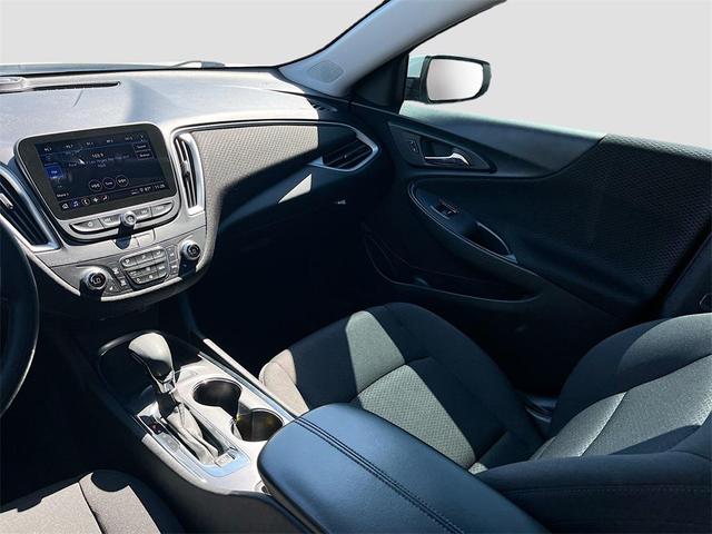 Photo of 2023 Summit White Chevrolet Malibu