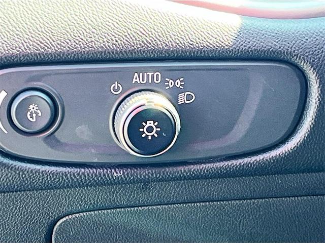 Photo of 2023 Summit White Chevrolet Malibu