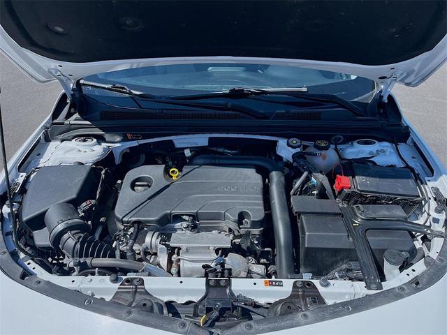 Photo of 2023 Summit White Chevrolet Malibu