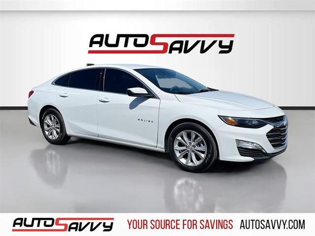 Photo of 2023 Summit White Chevrolet Malibu