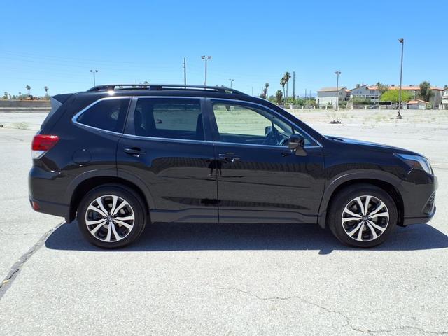 Photo of 2023 Crystal Black Silica Subaru Forester