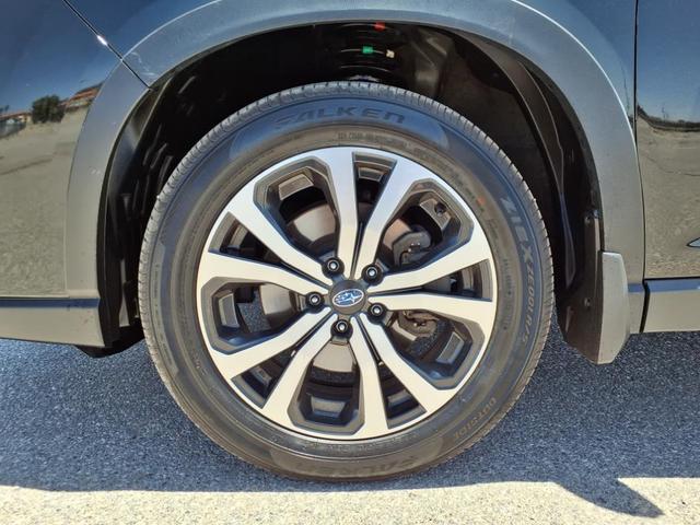 Photo of 2023 Crystal Black Silica Subaru Forester