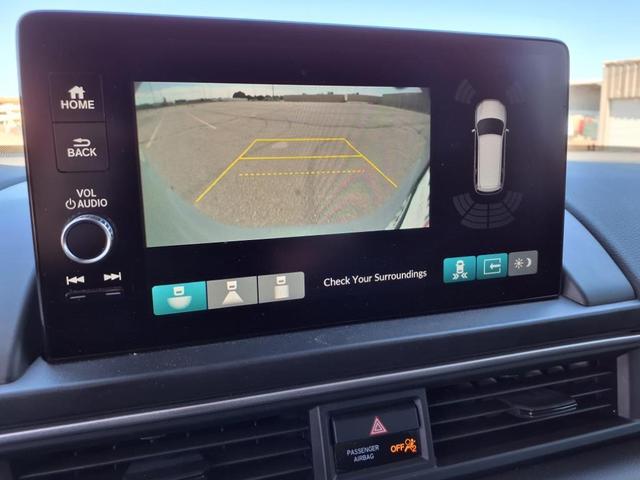 Photo of 2024 Gray Honda Pilot