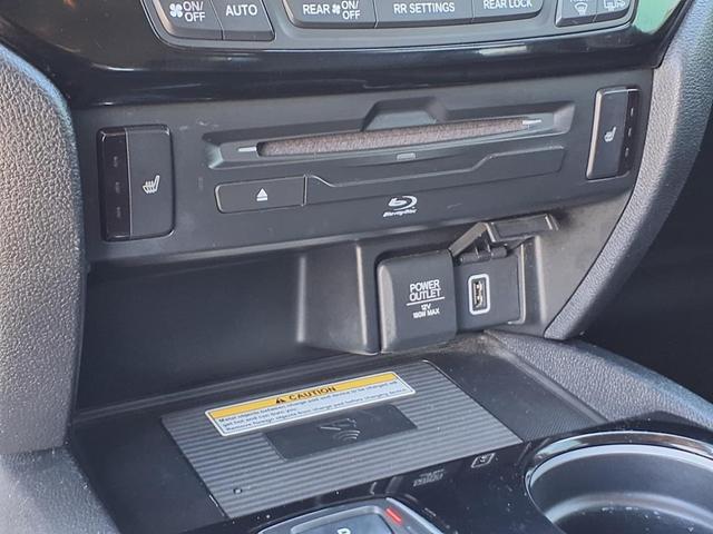 Photo of 2020 Crystal Black Pearl Honda Pilot