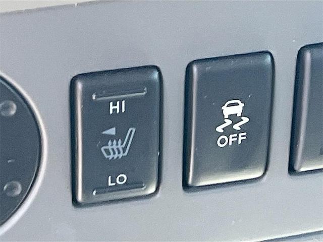 Photo of 2021 Magnetic Black Pearl Nissan Frontier