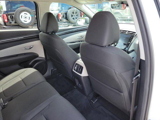 Photo of 2022 Quartz White Hyundai TUCSON