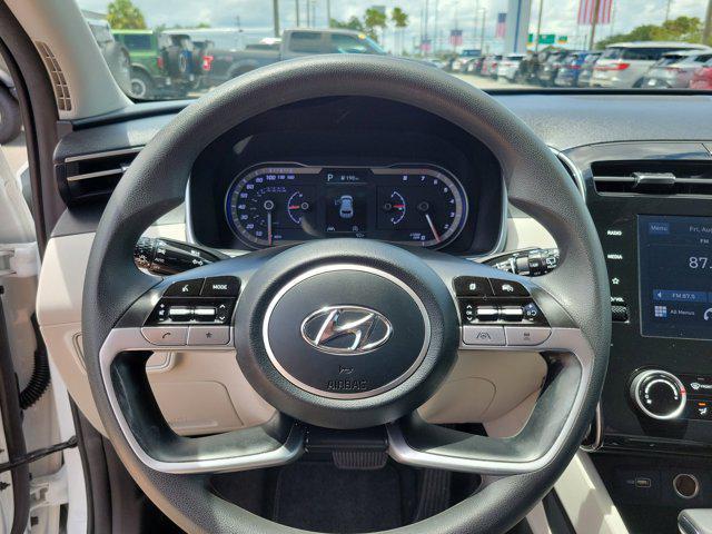 Photo of 2022 Quartz White Hyundai TUCSON