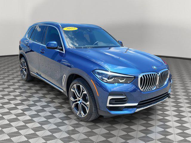 Photo of 2022 Phytonic Blue Metallic BMW X5