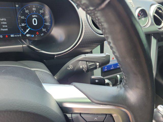 Photo of 2020 Oxford White Ford Mustang