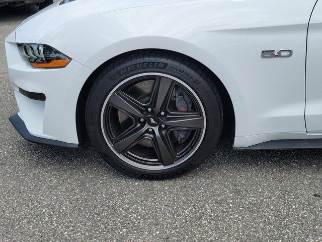 Photo of 2020 Oxford White Ford Mustang