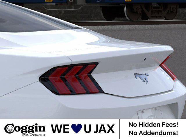 Photo of 2025 Oxford White Ford Mustang