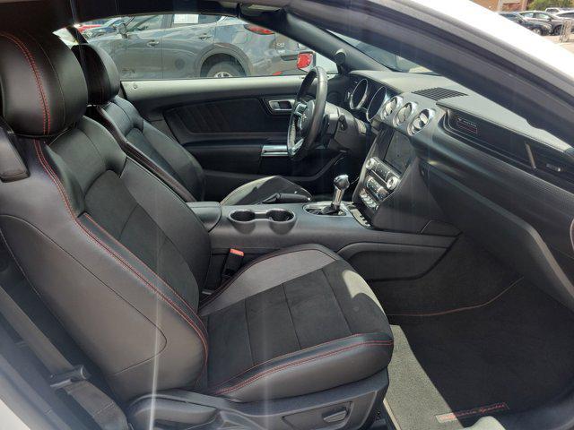 Photo of 2022 Oxford White Ford Mustang