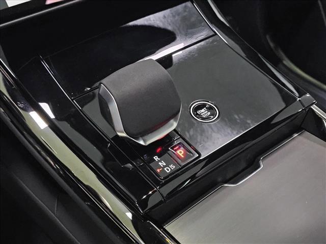 Photo of 2025 Santorini Black Metallic Land Rover Range Rover Sport