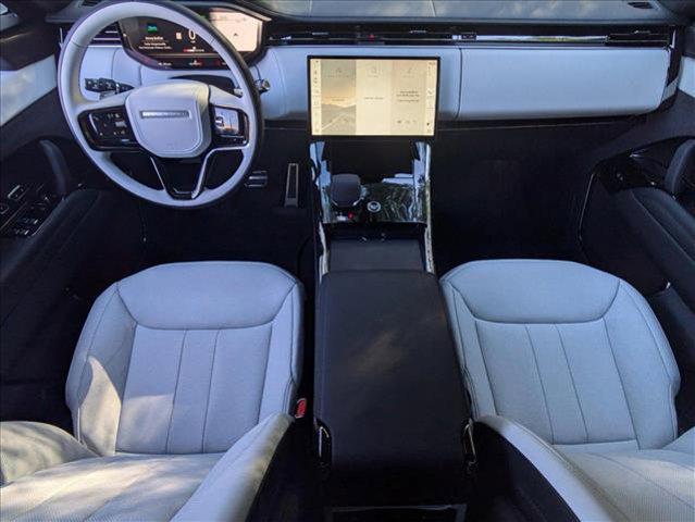 Photo of 2025 Carpathian Grey Premium Metallic Land Rover Range Rover Sport