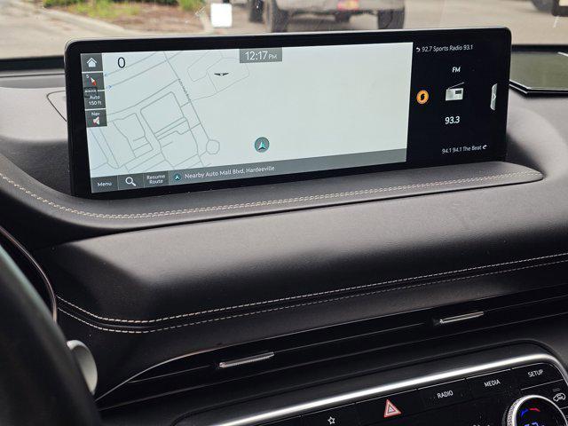 Photo of 2022 Vik Black Genesis GV80