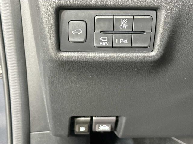 Photo of 2023 Deep Crystal Blue Mica Mazda CX-5
