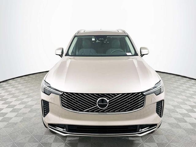 Photo of 2025 BRIGHT DUSK MET Volvo XC90