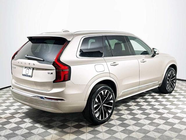 Photo of 2025 BRIGHT DUSK MET Volvo XC90