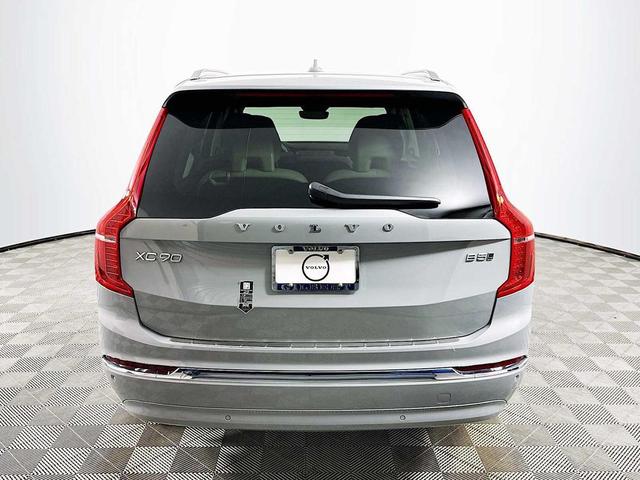 Photo of 2025 Vapour Grey Metallic Volvo XC90