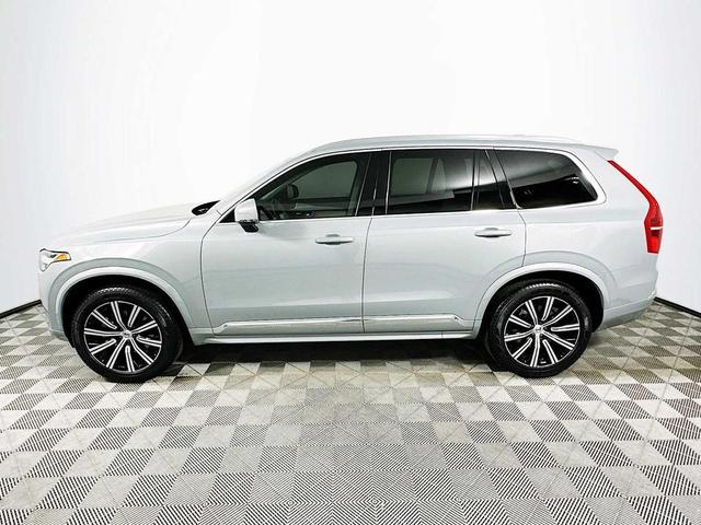 Photo of 2025 Vapour Grey Metallic Volvo XC90
