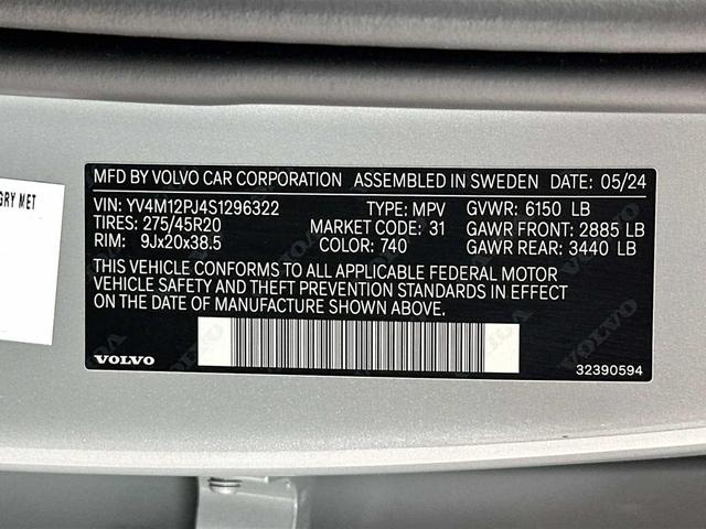 Photo of 2025 Vapour Grey Metallic Volvo XC90