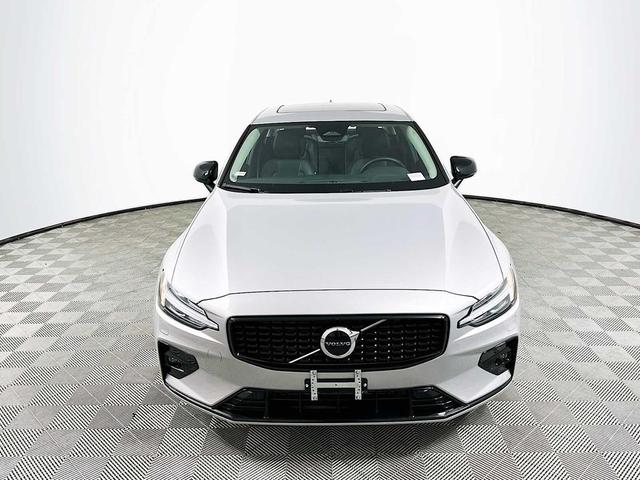 Photo of 2025 Silver Dawn Metallic Volvo S60