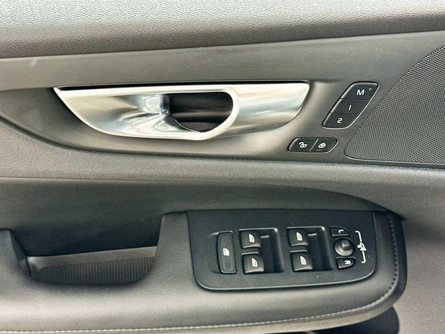 Photo of 2025 Silver Dawn Metallic Volvo S60