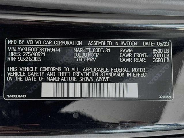 Photo of 2024 Onyx Black Metallic Volvo XC90 Recharge Plug-In Hybrid