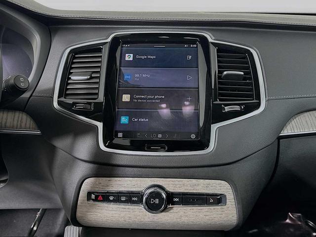 Photo of 2024 Onyx Black Metallic Volvo XC90 Recharge Plug-In Hybrid