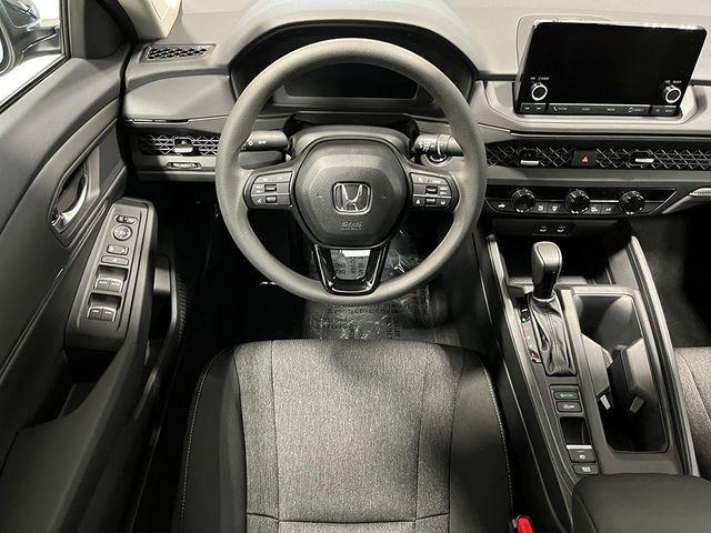 Photo of 2025 Platinum White Pearl Honda Accord