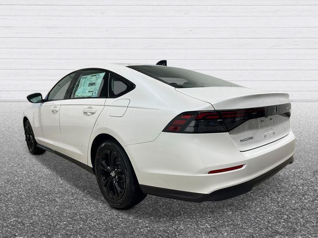 Photo of 2025 Platinum White Pearl Honda Accord