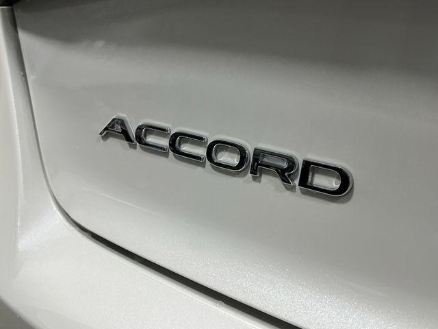 Photo of 2025 Platinum White Pearl Honda Accord