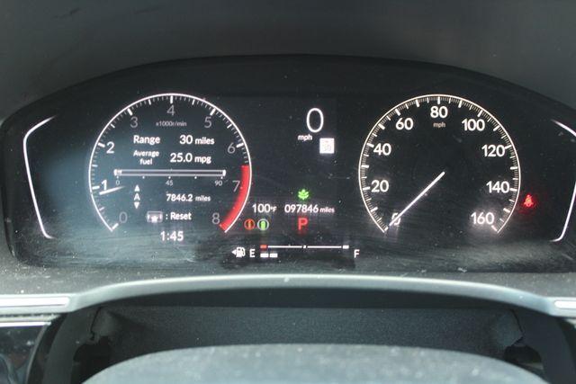 Photo of 2022 Platinum White Pearl Honda Civic