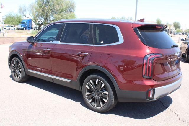 Photo of 2023 Red Kia Telluride