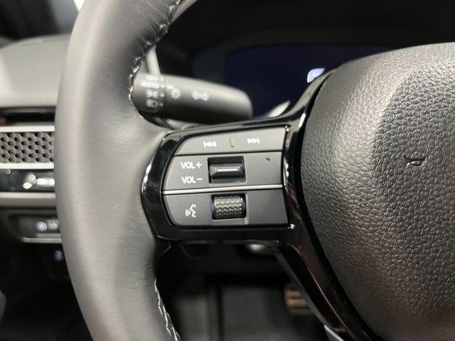 Photo of 2025 Rallye Red Honda Civic Hybrid