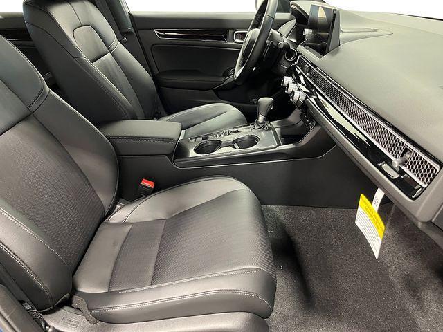 Photo of 2025 Rallye Red Honda Civic Hybrid