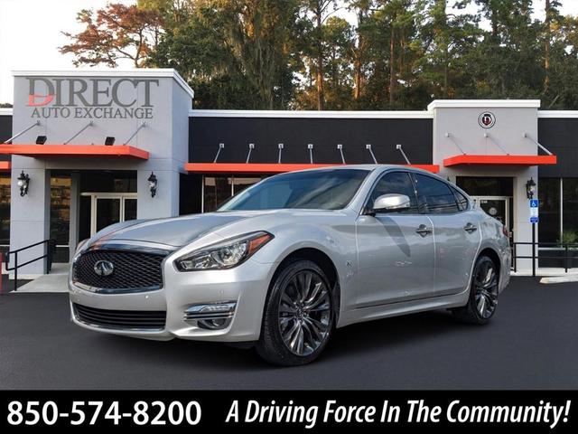 2017 Infiniti Q70