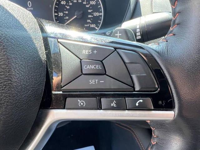 Photo of 2022 Glacier White Nissan Altima