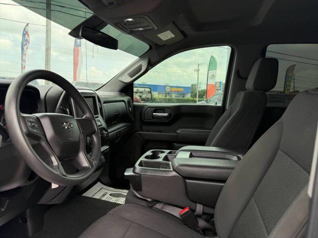Photo of 2021 Silver Ice Metallic Chevrolet Silverado 1500