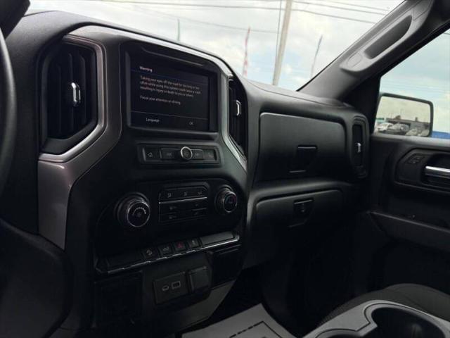 Photo of 2021 Silver Ice Metallic Chevrolet Silverado 1500