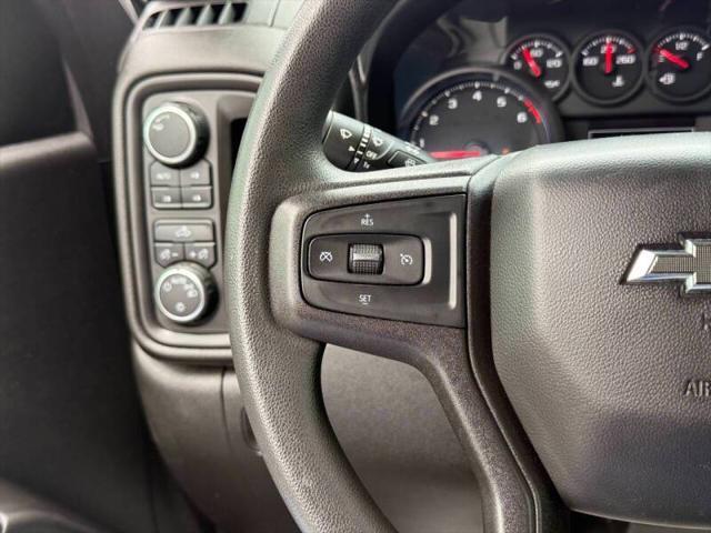 Photo of 2021 Silver Ice Metallic Chevrolet Silverado 1500