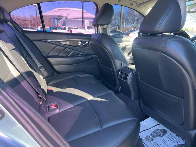 Photo of 2019 Hagane Blue INFINITI Q50