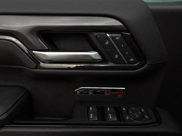 Photo of 2024 Onyx Black GMC Sierra 1500