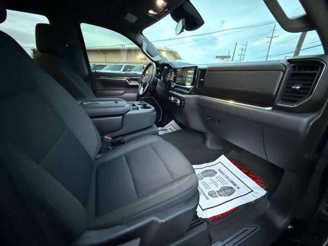 Photo of 2022 Onyx Black GMC Sierra 1500