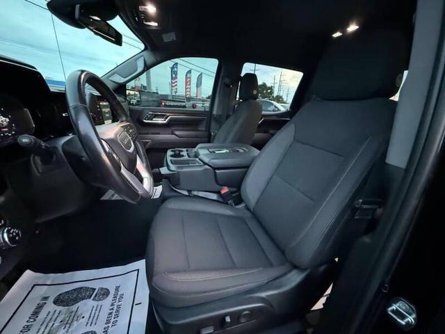 Photo of 2022 Onyx Black GMC Sierra 1500