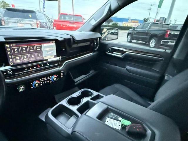 Photo of 2022 Onyx Black GMC Sierra 1500